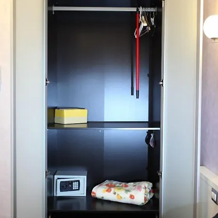 Gala Bed & Breakfast 4*