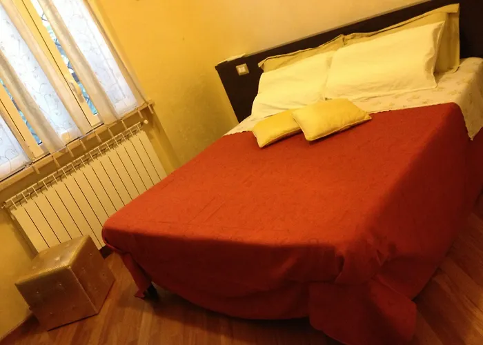 Gala Oda ve Kahvaltı 4*