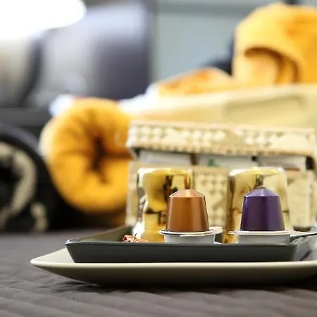 לינה וארוחת בוקר Gala